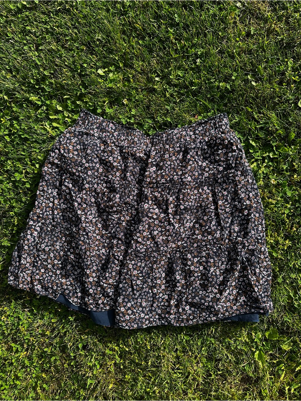LOFT Black Floral Tiered Mini Skirt with Brown & Cream Blossoms